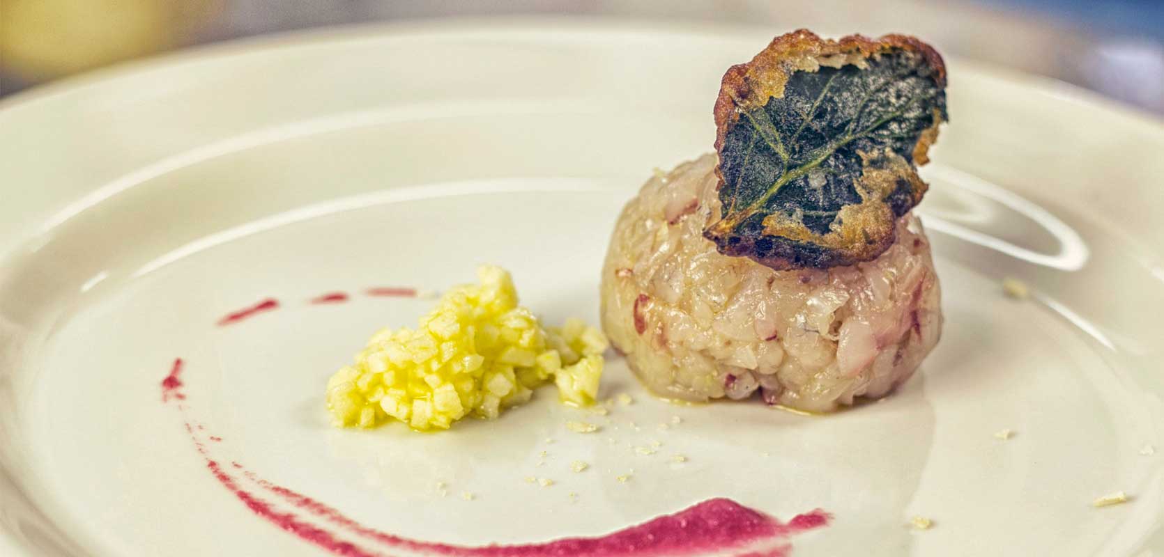 07_tartare-branzino_1670x800